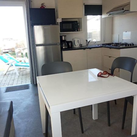 Magnifique Mobil Home Avec Clim Face Mer 勒波泰勒 外观 照片